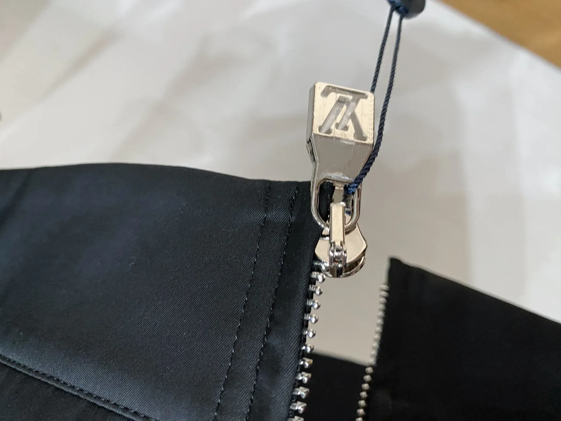 Куртки И Пуховики Мужские Louis Vuitton 2385902