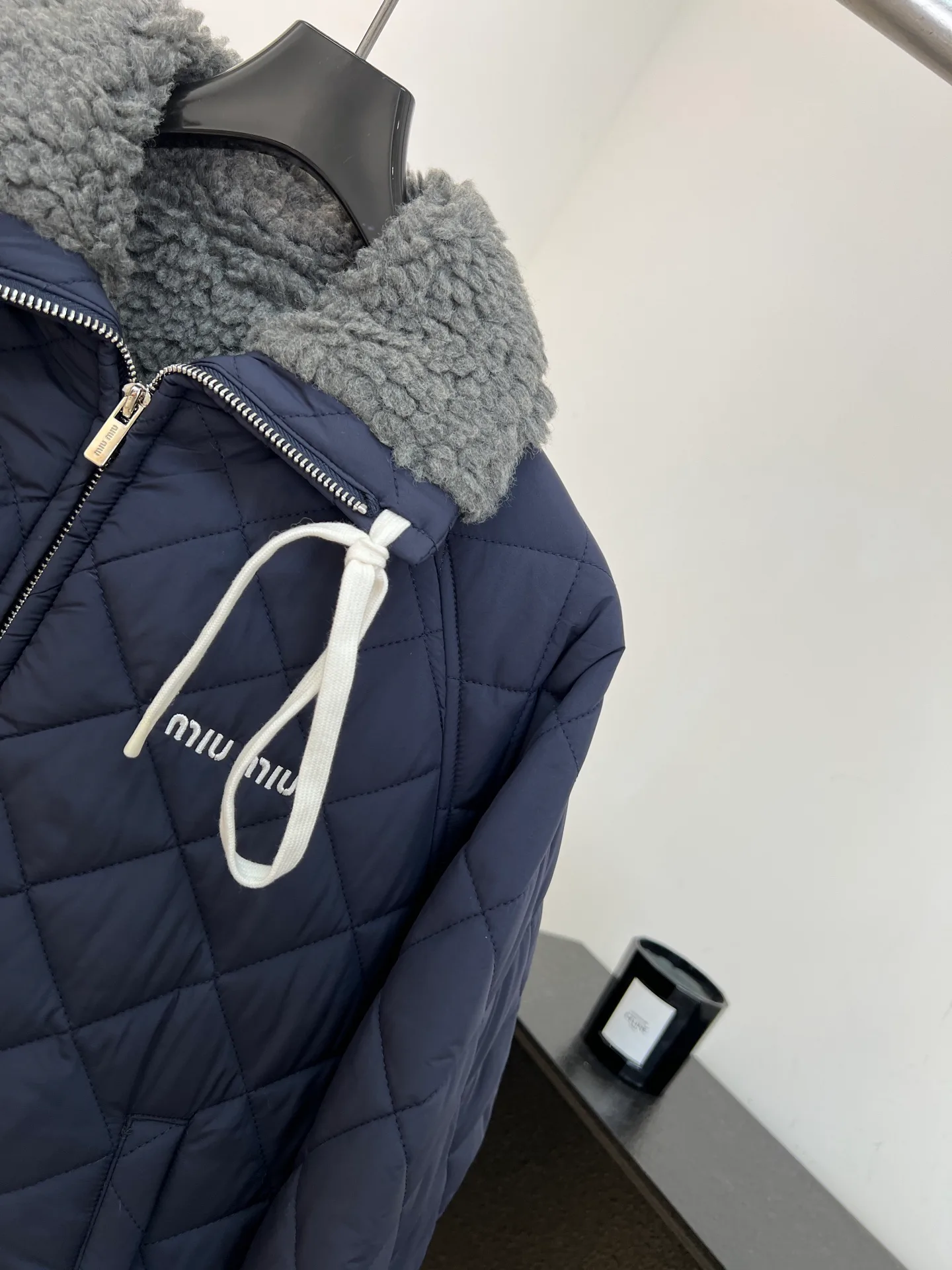 Куртки И Пуховики Женские Miu Miu 18733498