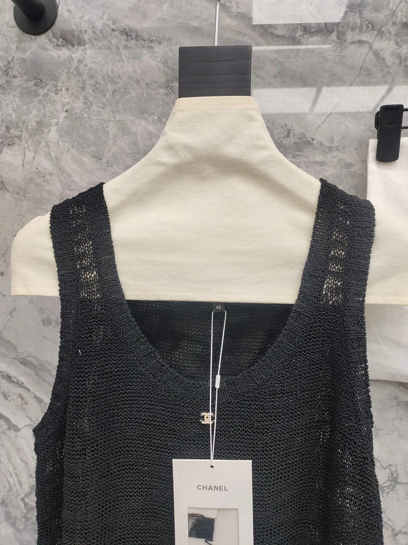 Жилеты Женские Chanel 9622296