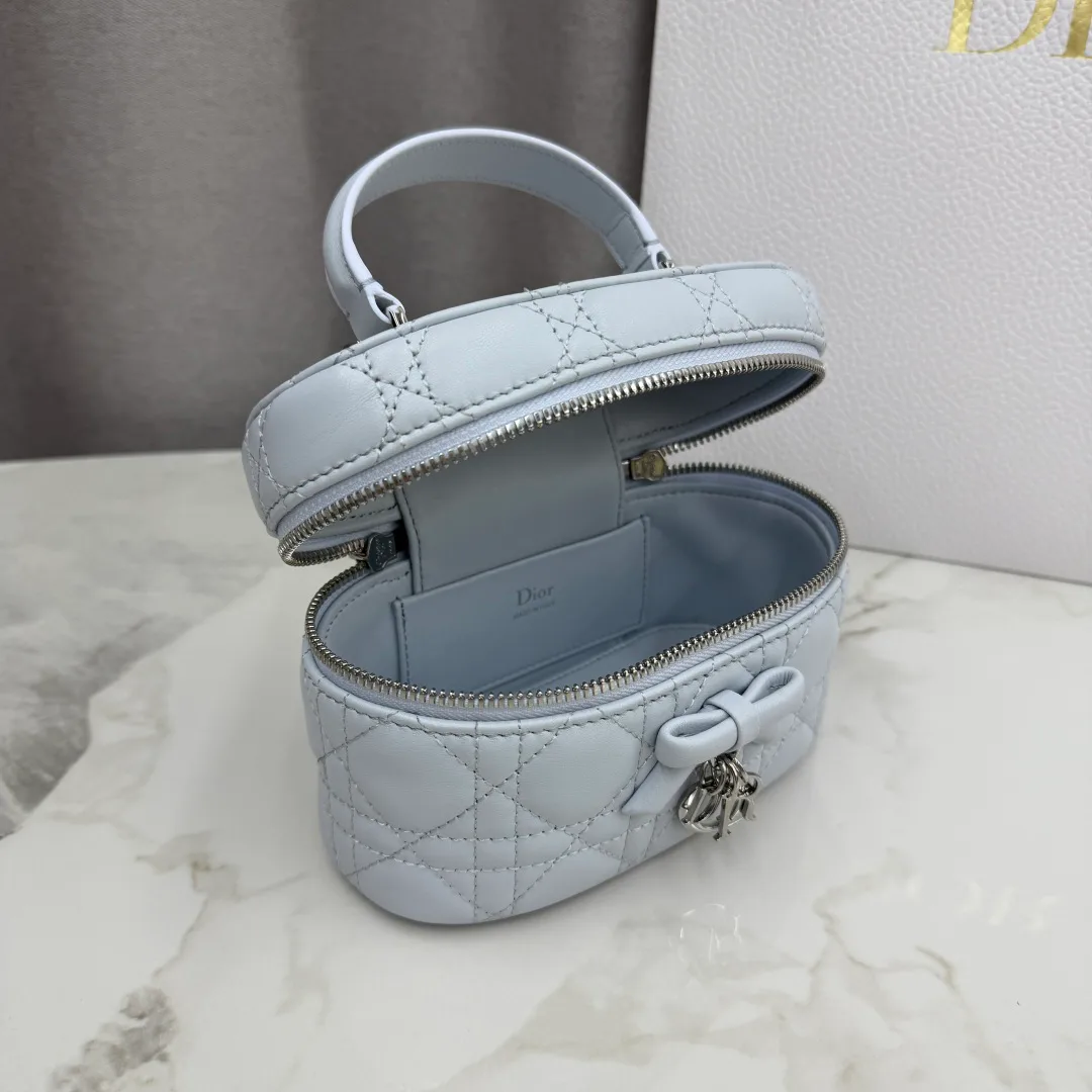 Классические Сумки Женские Christian Dior 11905725