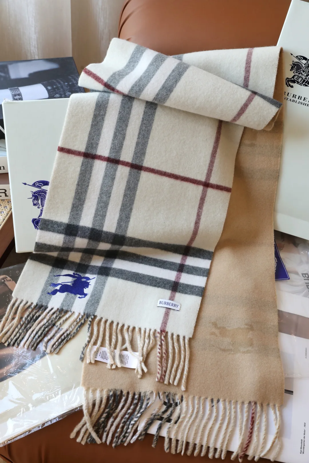 Шарфы Burberry 1641