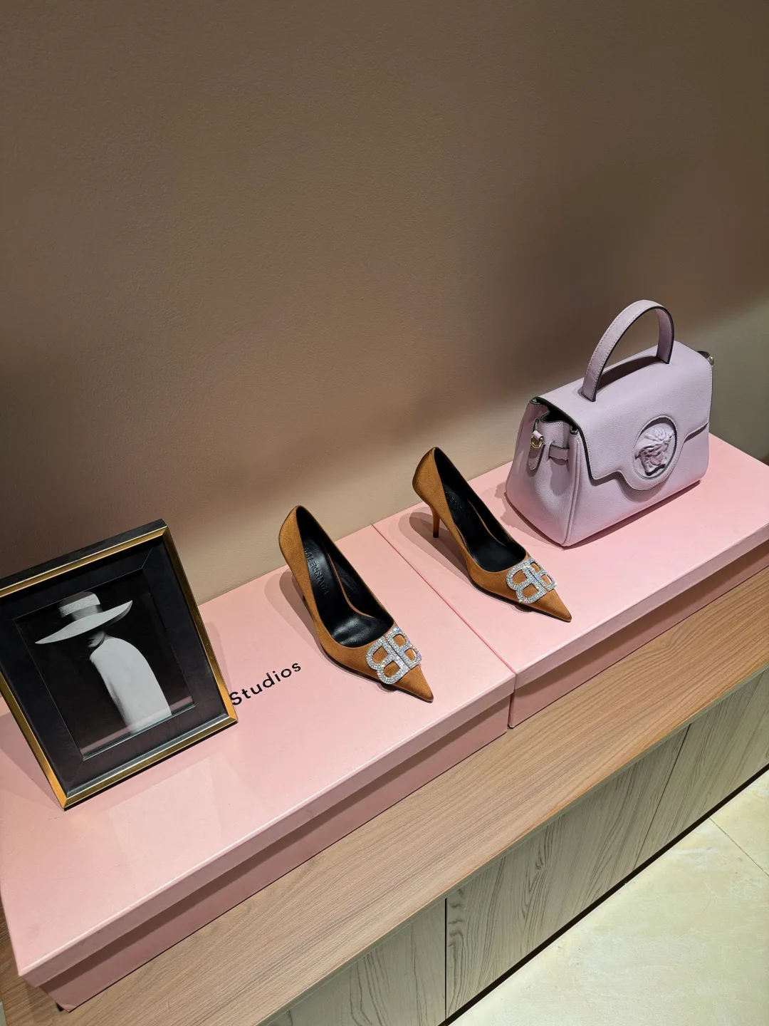 Босоножки Женские Balenciaga 11411058