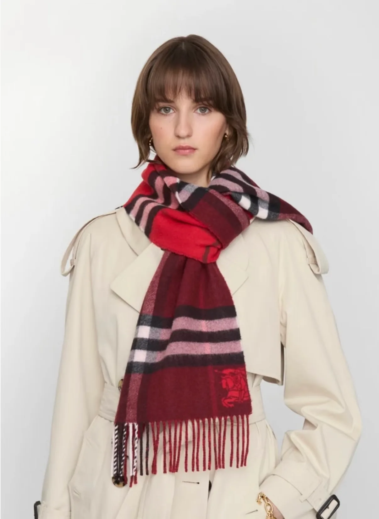 Шарфы Burberry 18275106