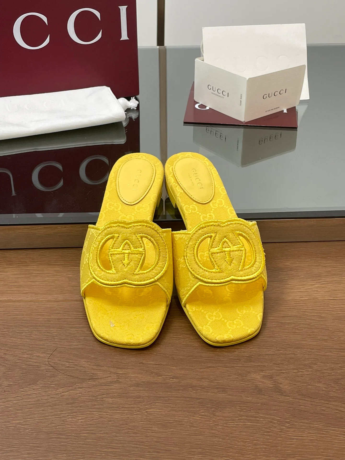 Шлепанцы Женские Gucci 34595