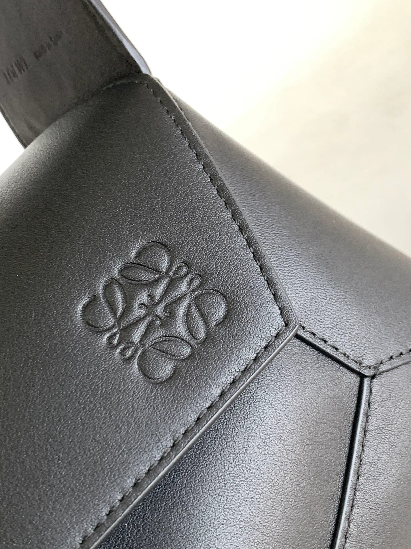 Классические Сумки Женские Loewe 6447983