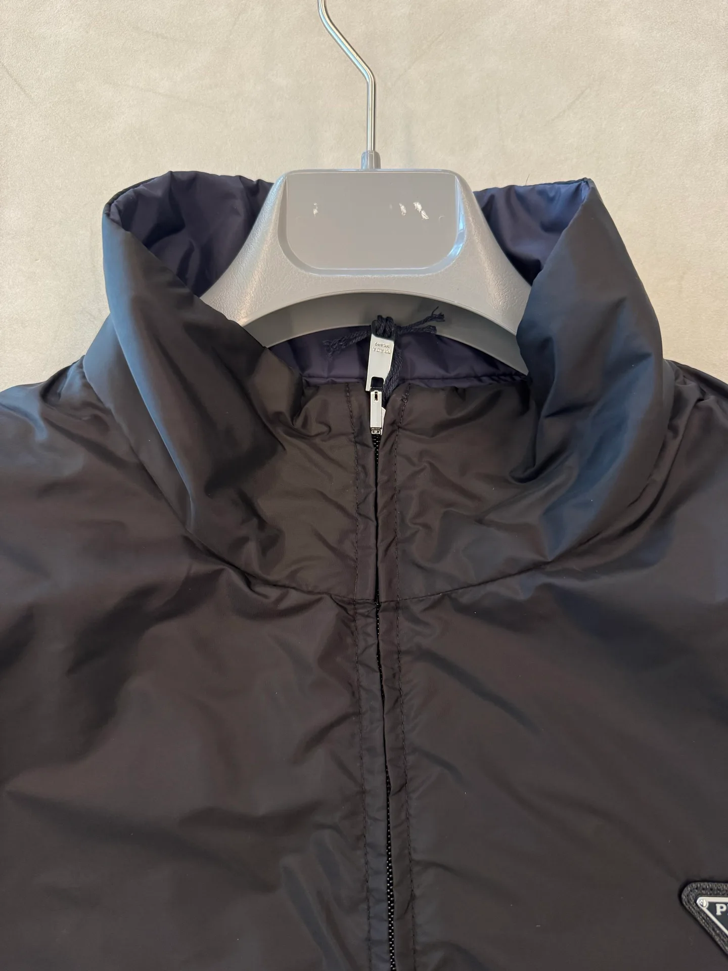 Куртки И Пуховики Женские Prada 18491870