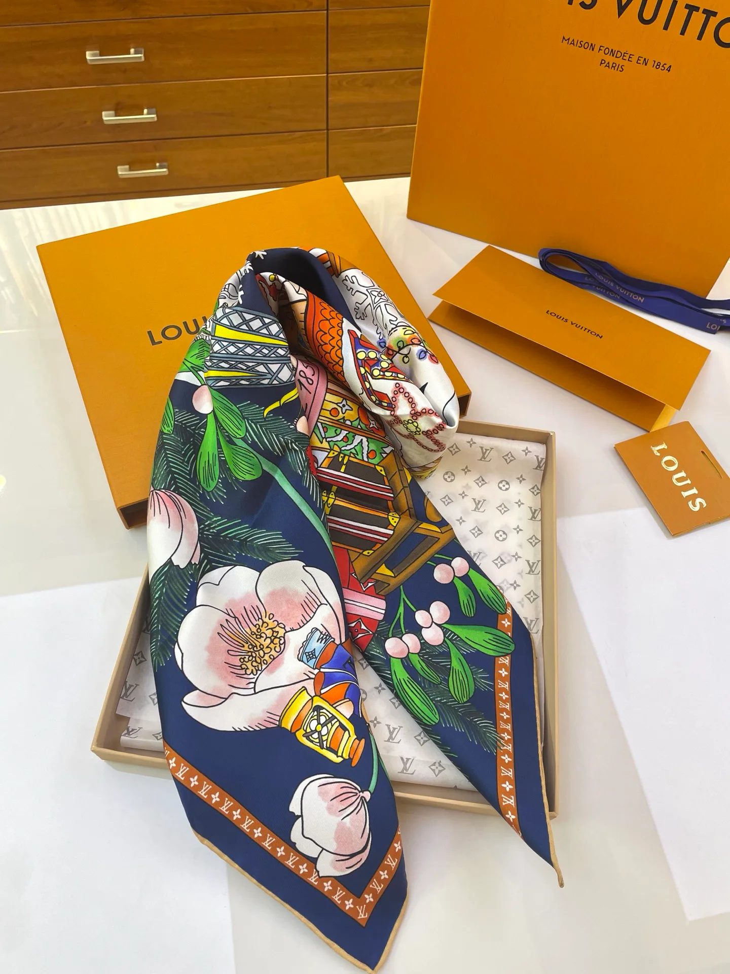 Платки Louis Vuitton 899684