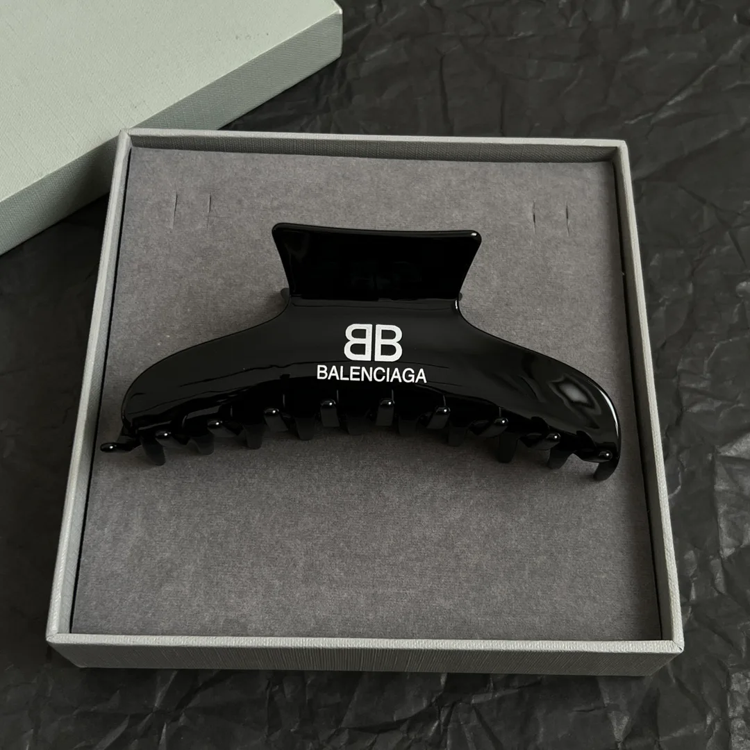 Головные Уборы Balenciaga 203918