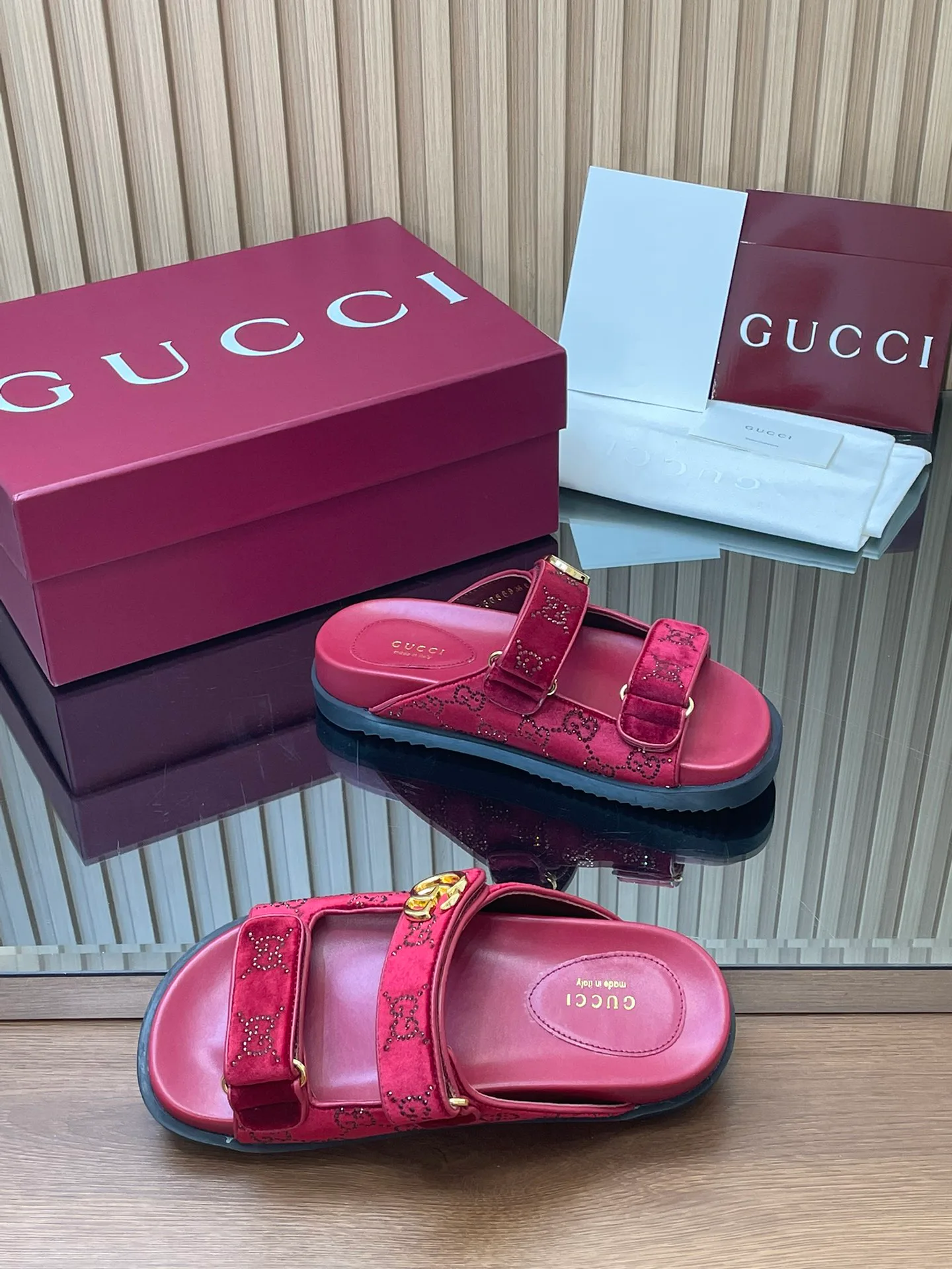 Шлепанцы Женские Gucci 3443572