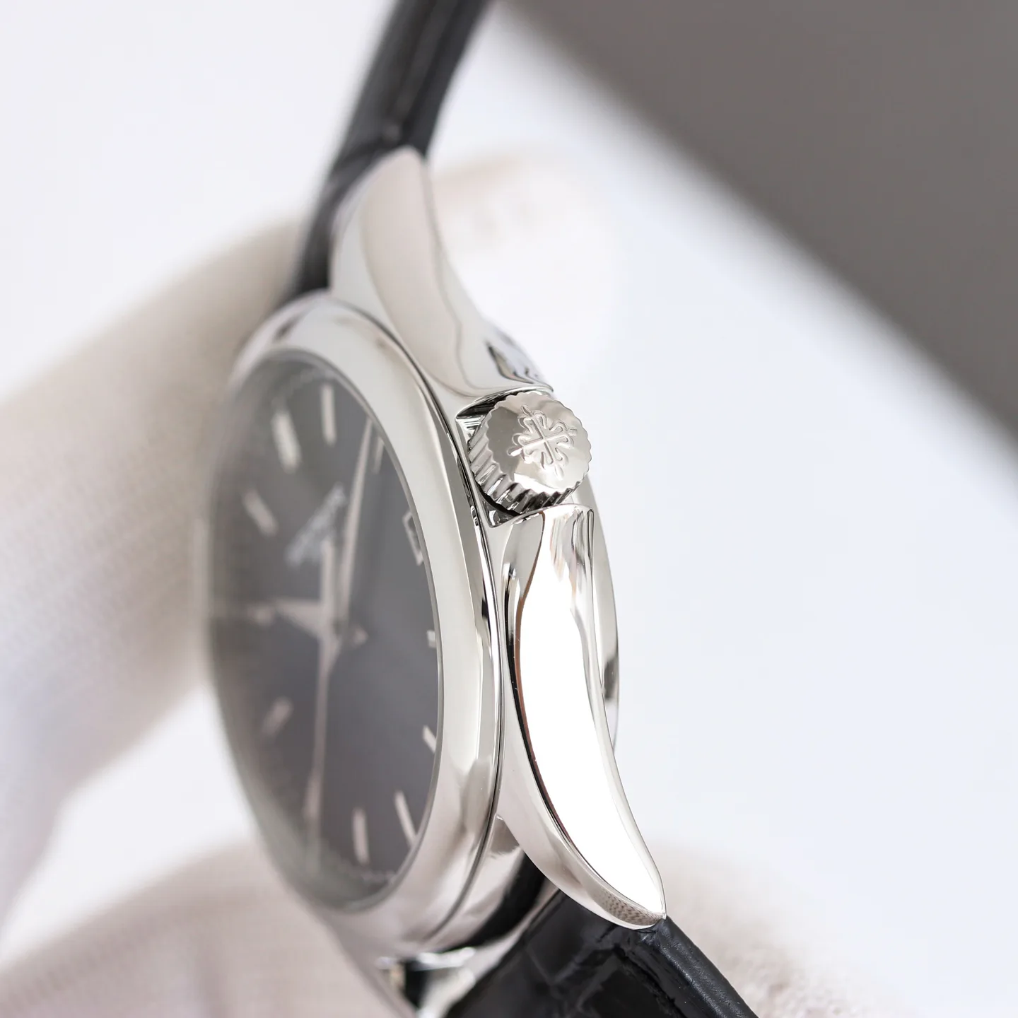 Часы Женские Patek Philippe 11233943