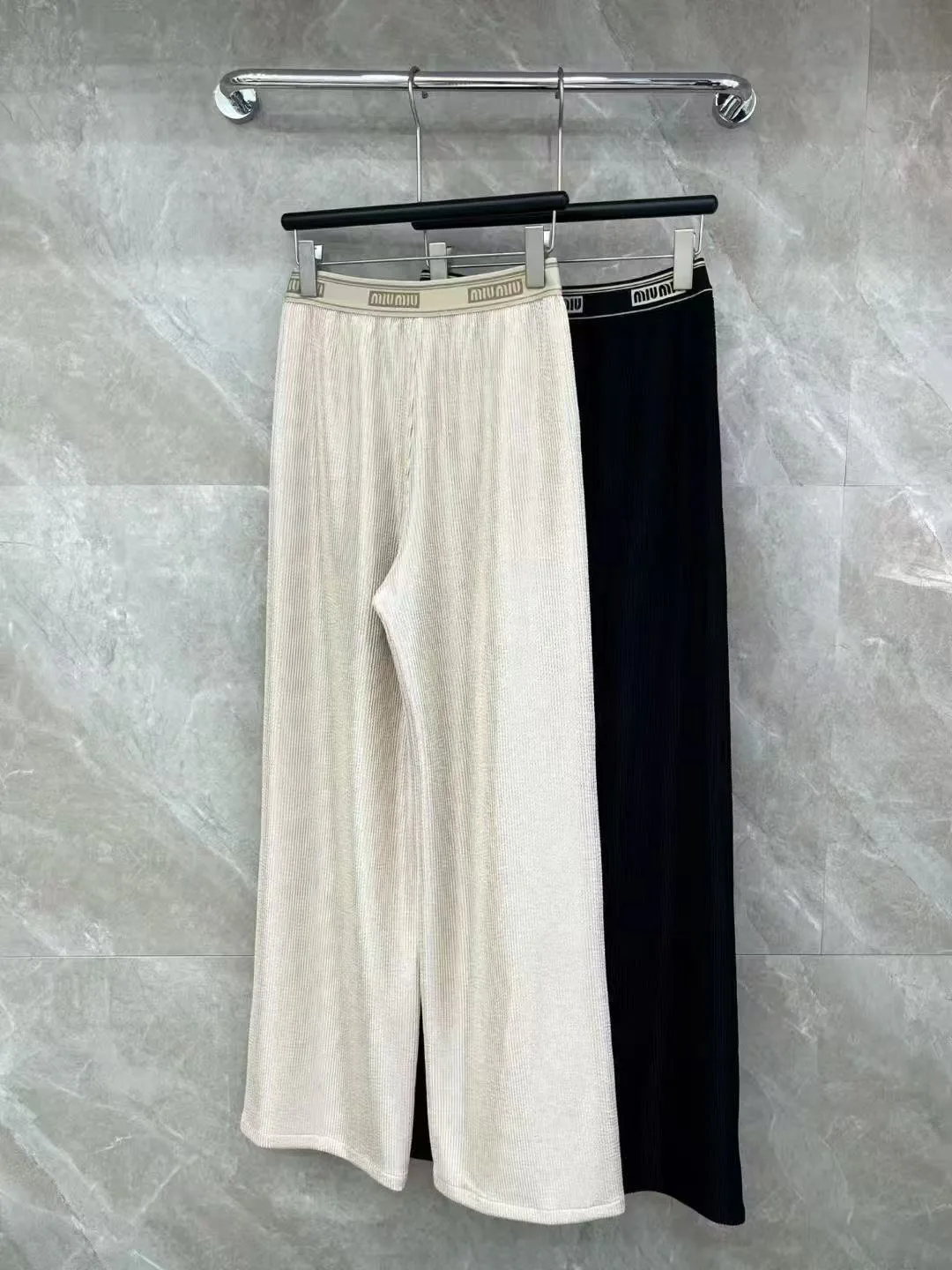 Брюки Женские Miu Miu 11268105