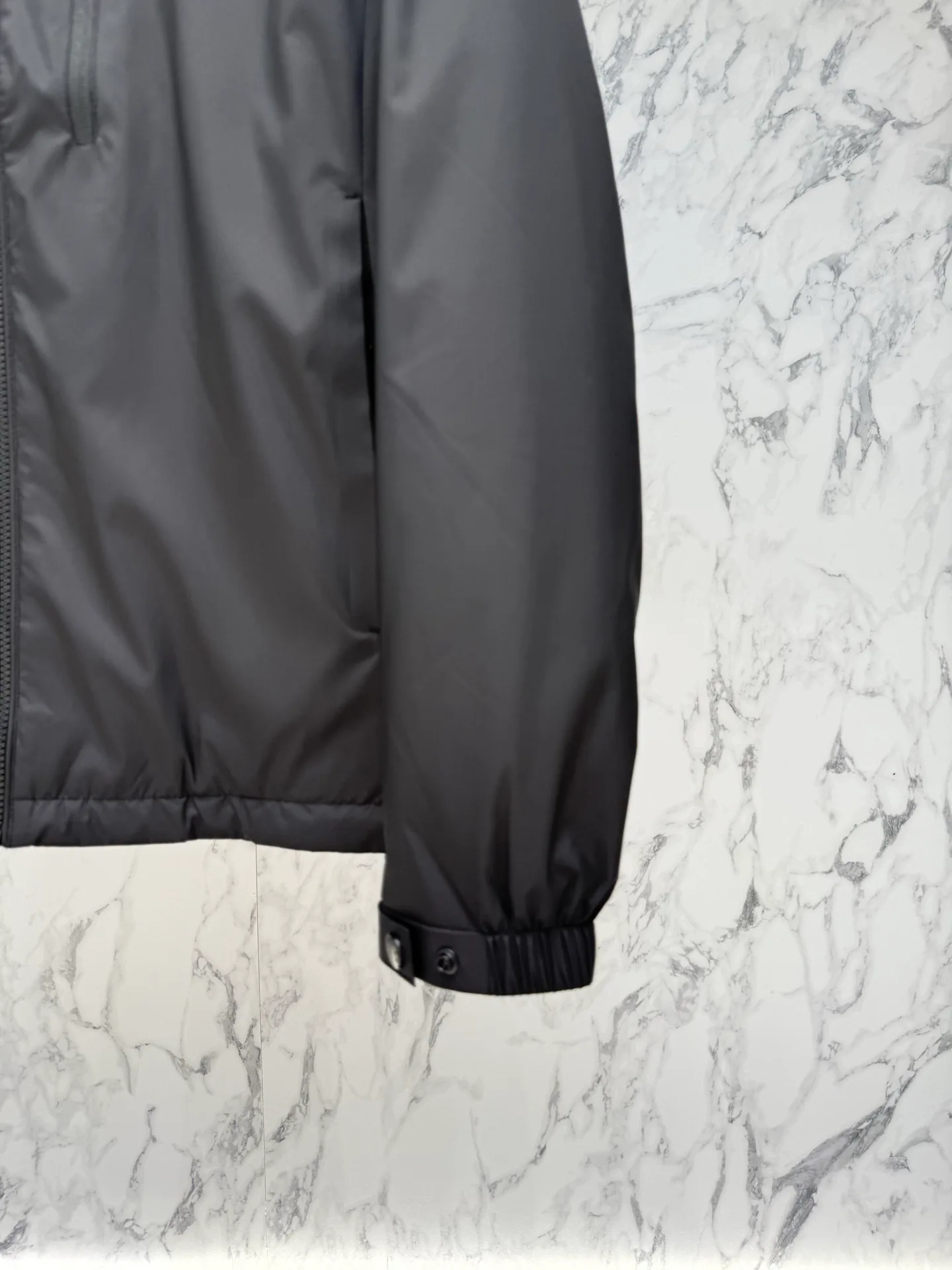 Куртки И Пуховики Мужские Moncler 17944114