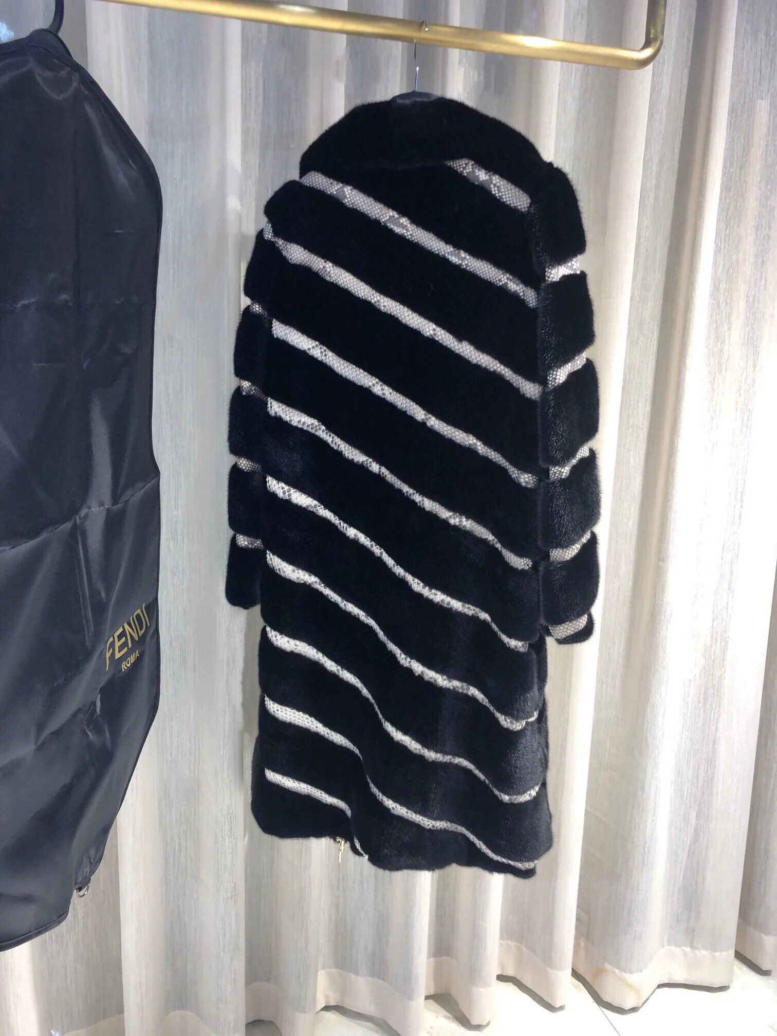 Шубы Женские Fendi 1065876