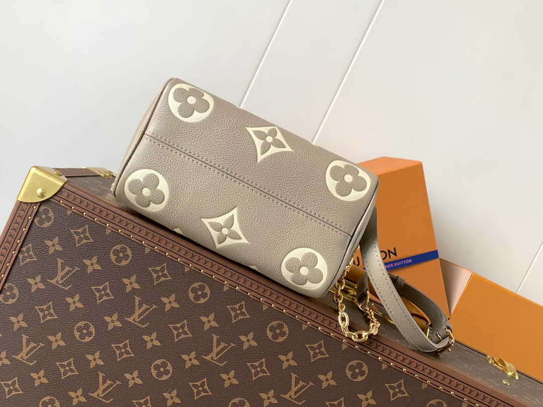 Классические Сумки Женские Louis Vuitton 11488625