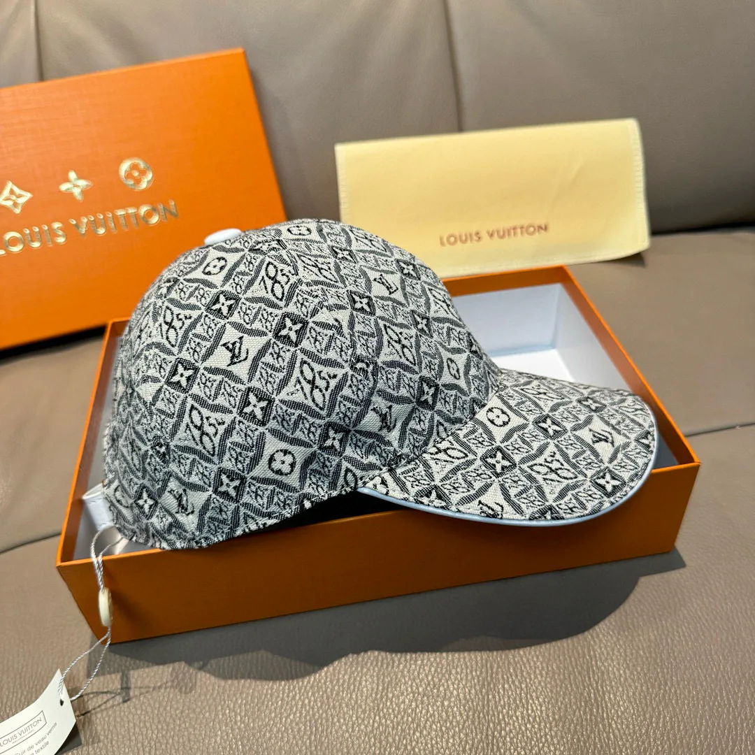 Головные Уборы Louis Vuitton 5922