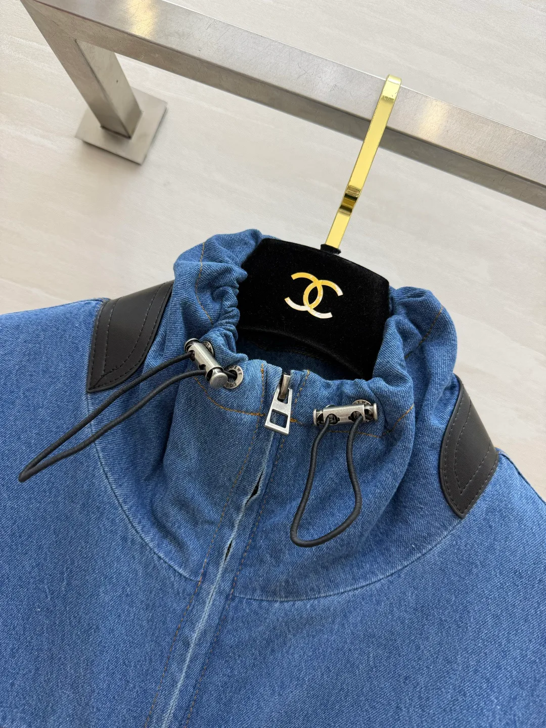 Куртки И Пуховики Женские Loewe 18276907