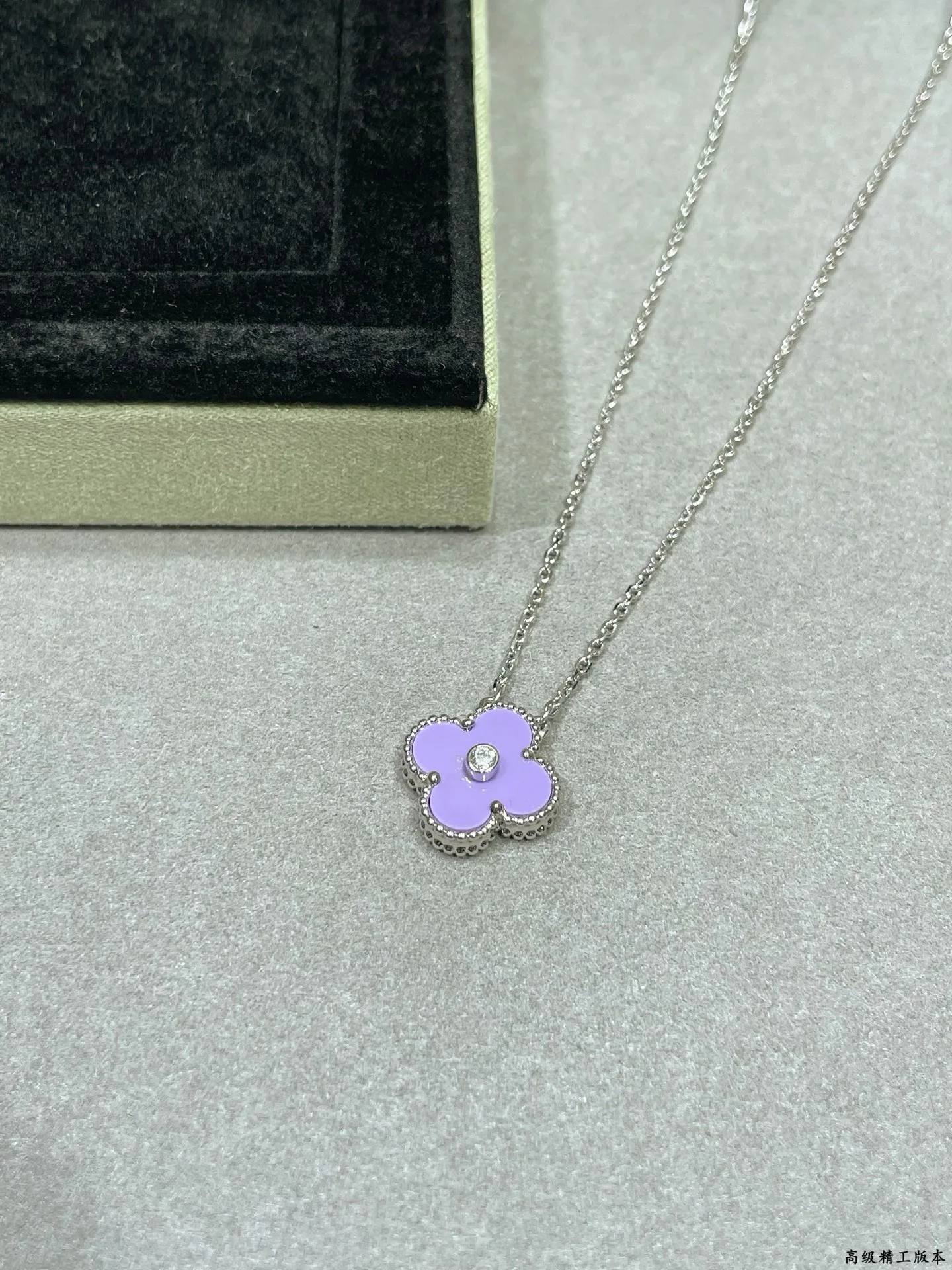 Бижутерия Van Cleef & Arpels 203868