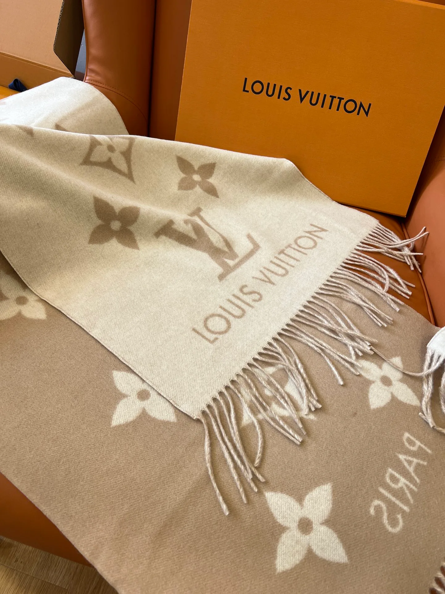 Шарфы Louis Vuitton 964455