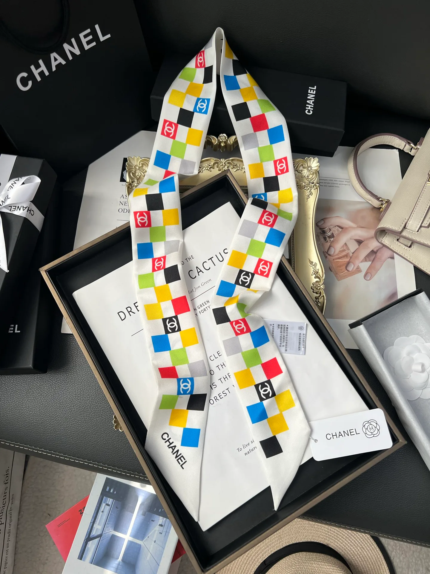 Платки Chanel 18675546