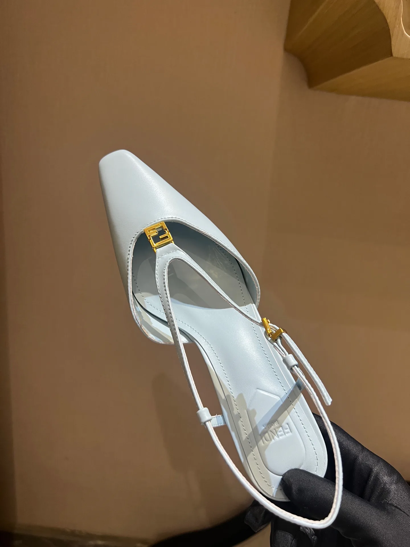 Сандалии Женские Fendi 9227110