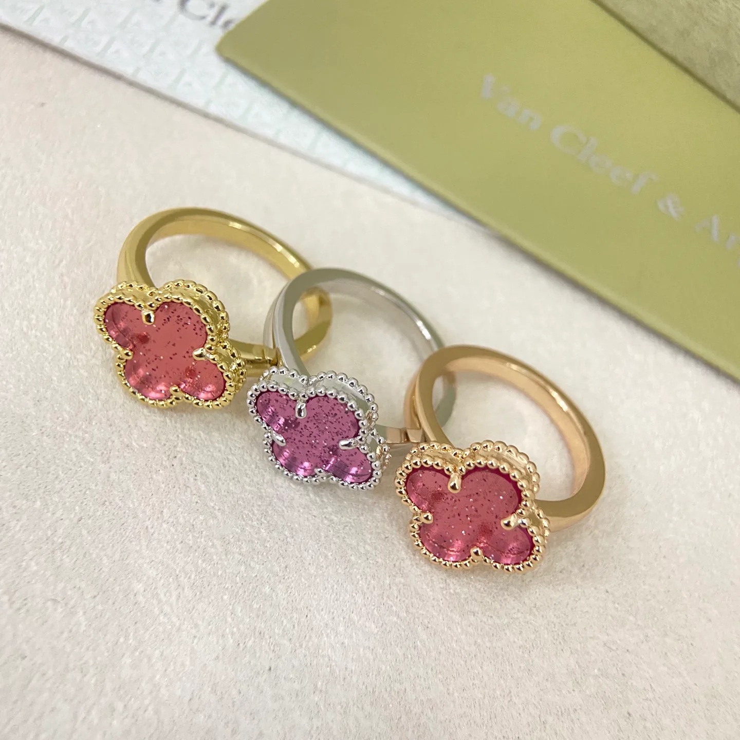 Бижутерия Van Cleef & Arpels 17948965