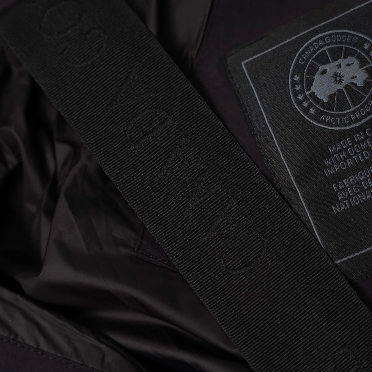 Куртки И Пуховики Женские Canada Goose 1536077