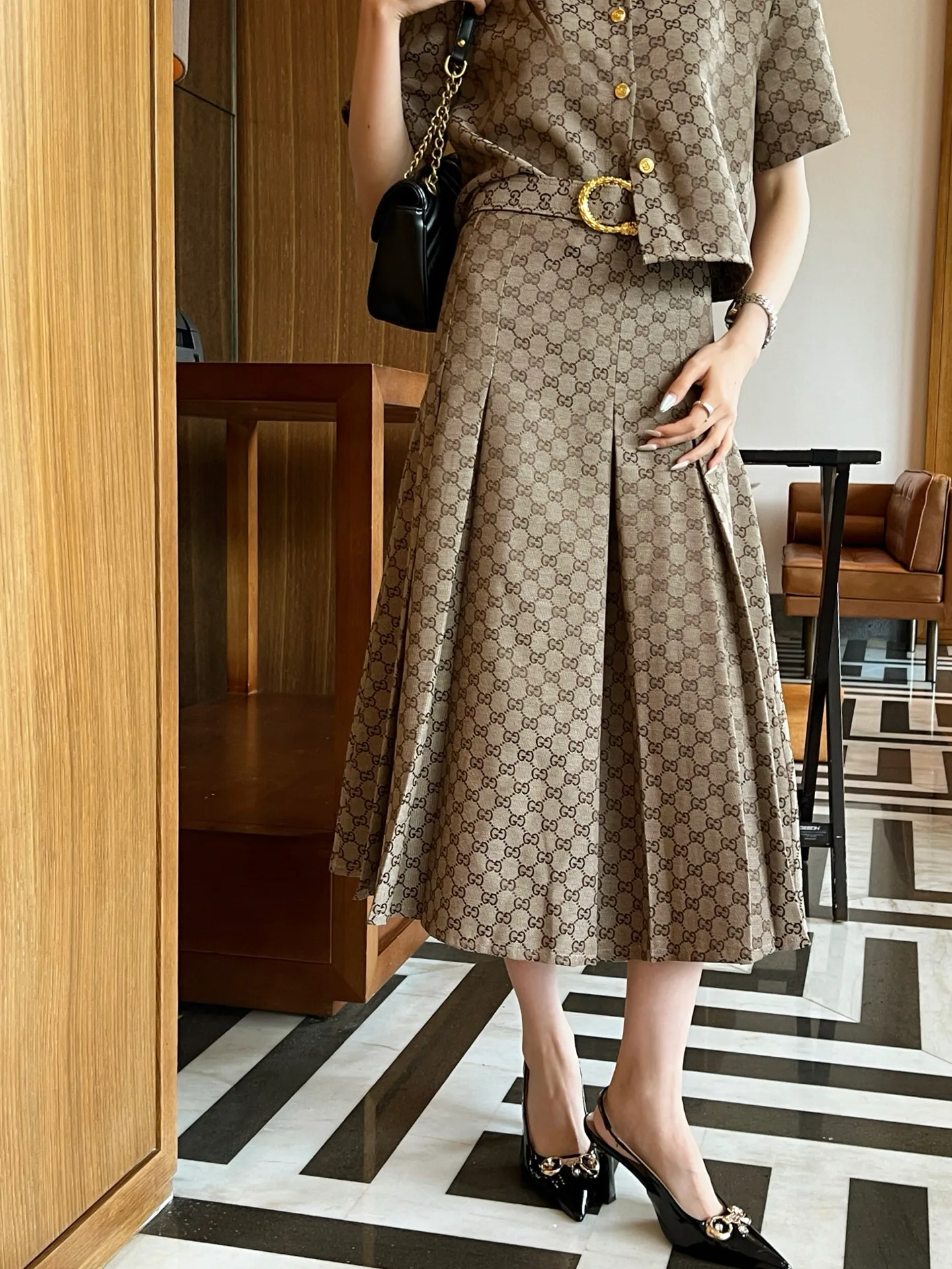 Юбки Женские Gucci 13437187