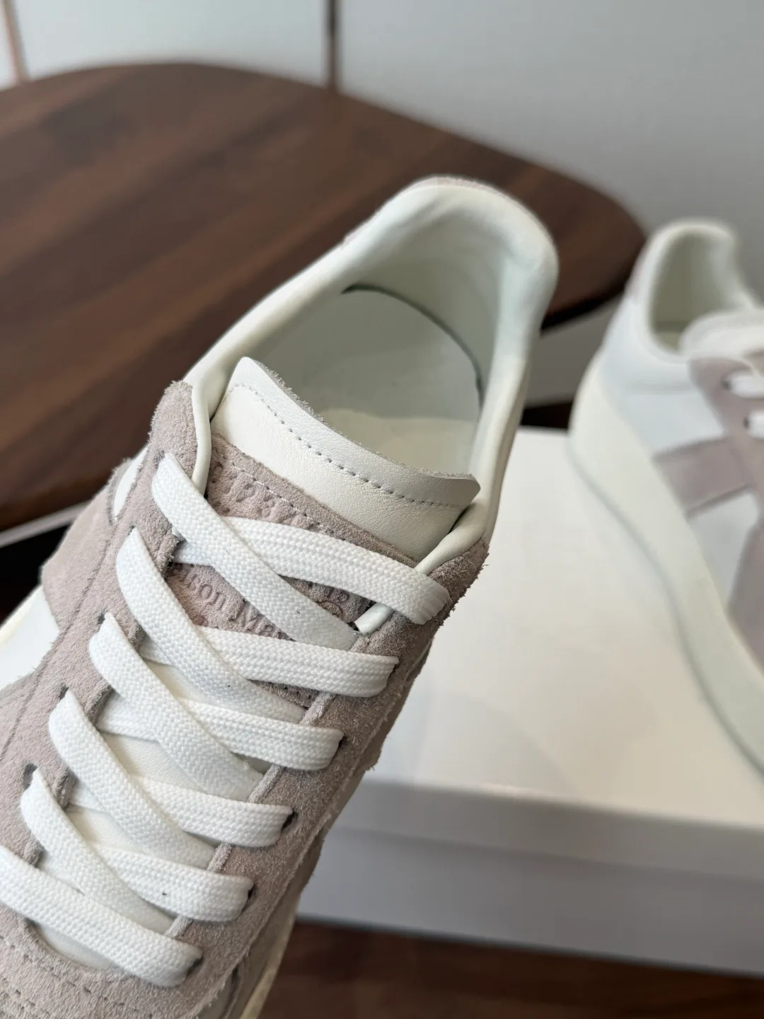 Кроссовки Женские Maison Margiela 16929925