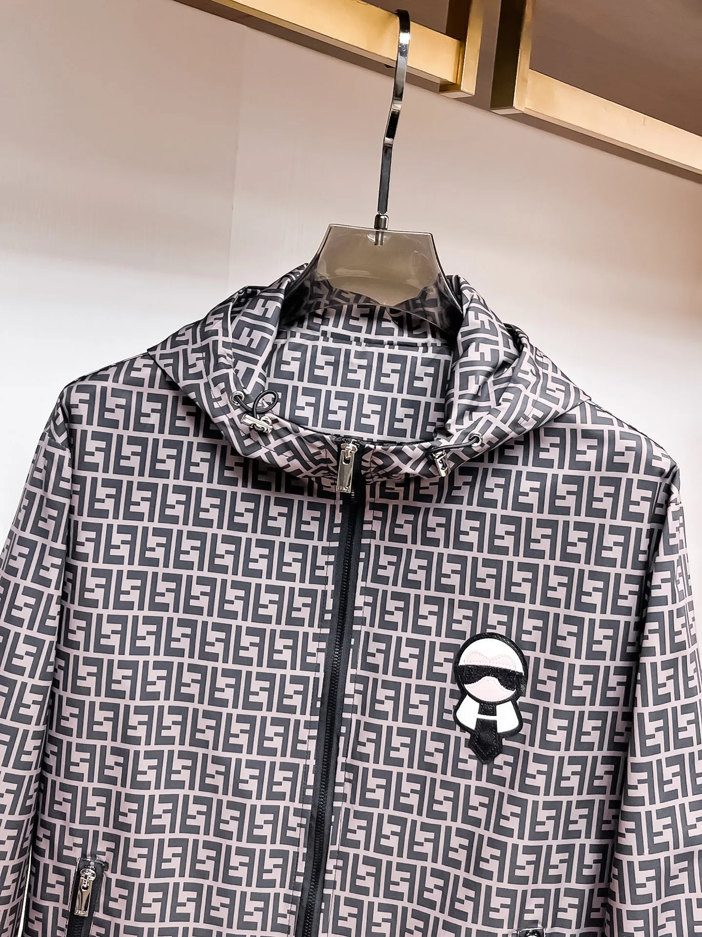 Куртки И Пуховики Мужские Fendi 18197248