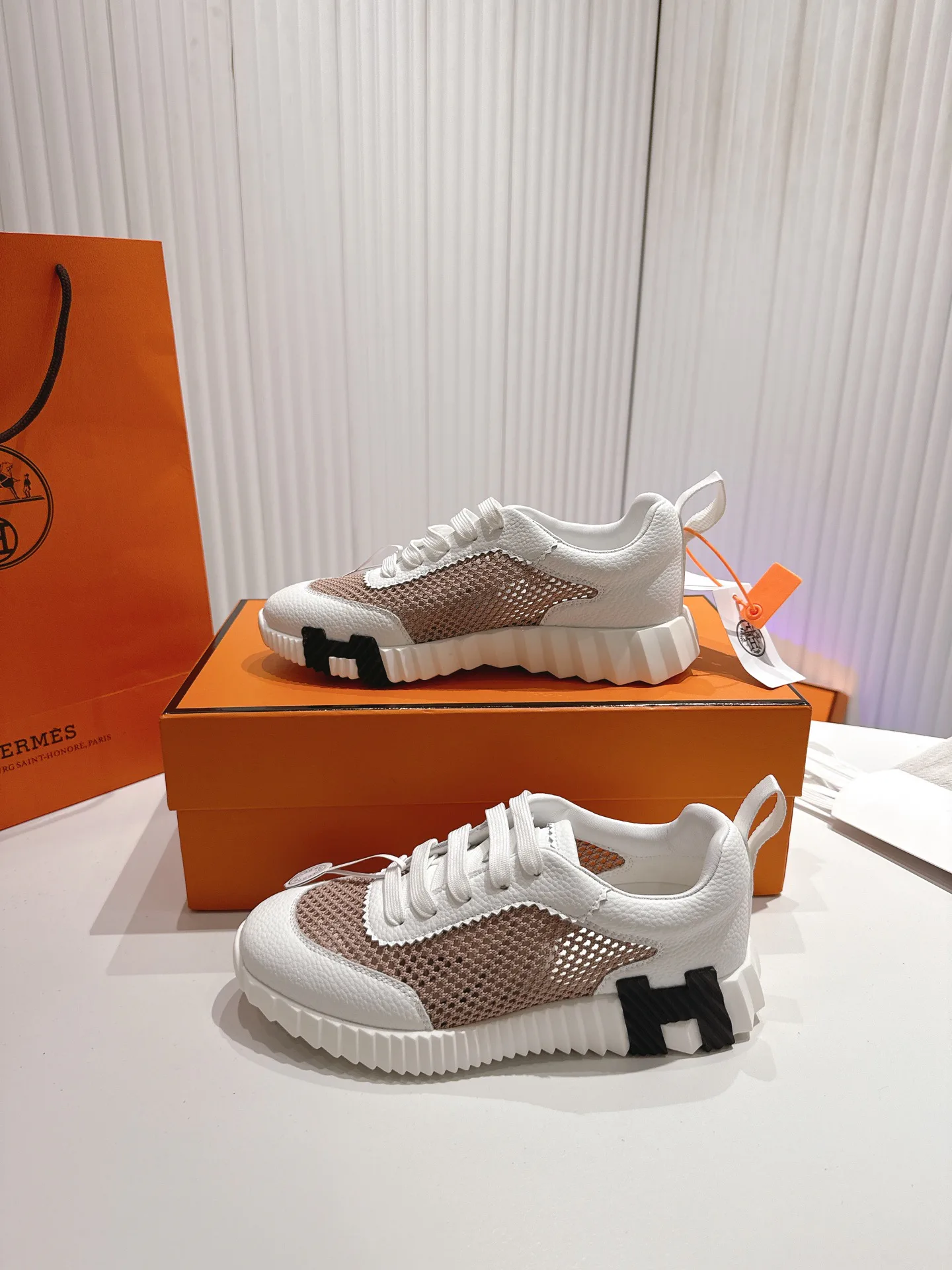 Кроссовки Женские Hermes 1744753