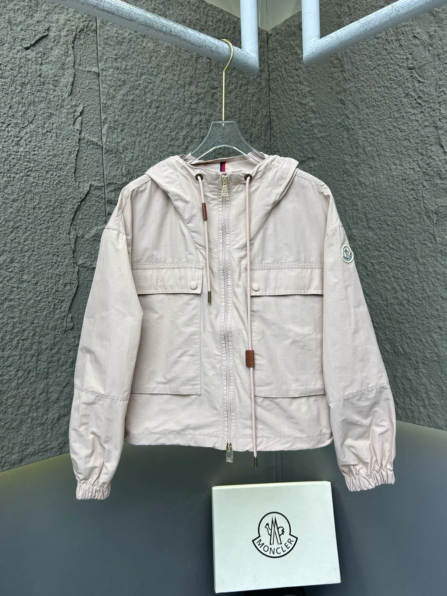 Куртки И Пуховики Женские Moncler 11862689