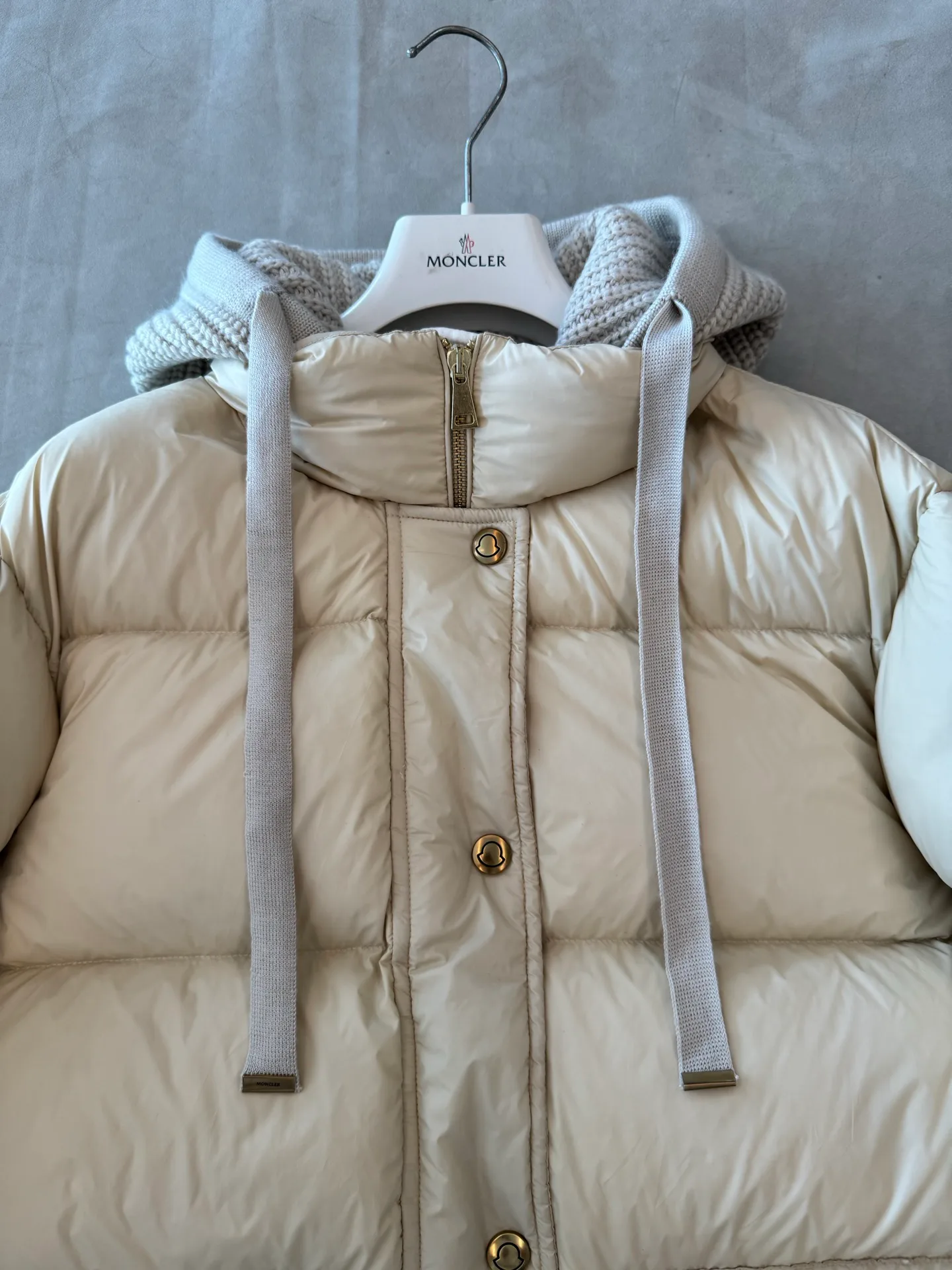 Куртки И Пуховики Женские Moncler 19175033