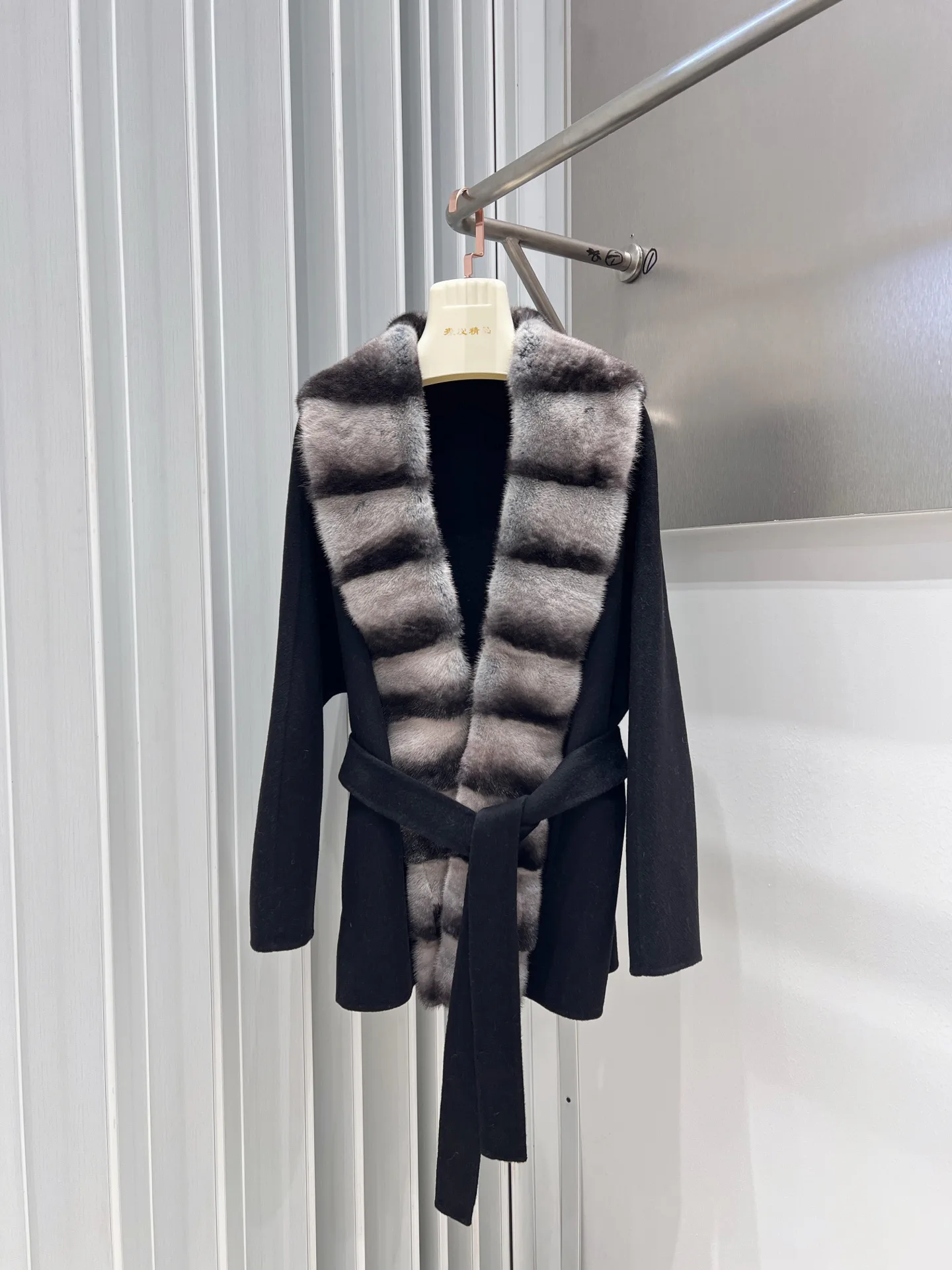 Пальто Женские Loro Piana 18734821