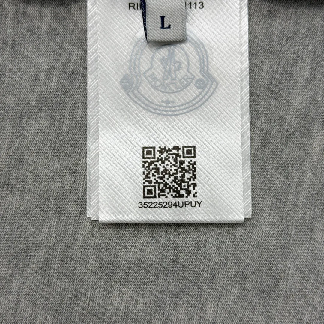 Футболки Мужские Moncler 3047372