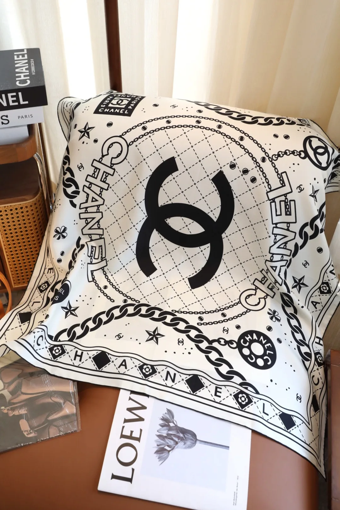 Платки Chanel 4775400