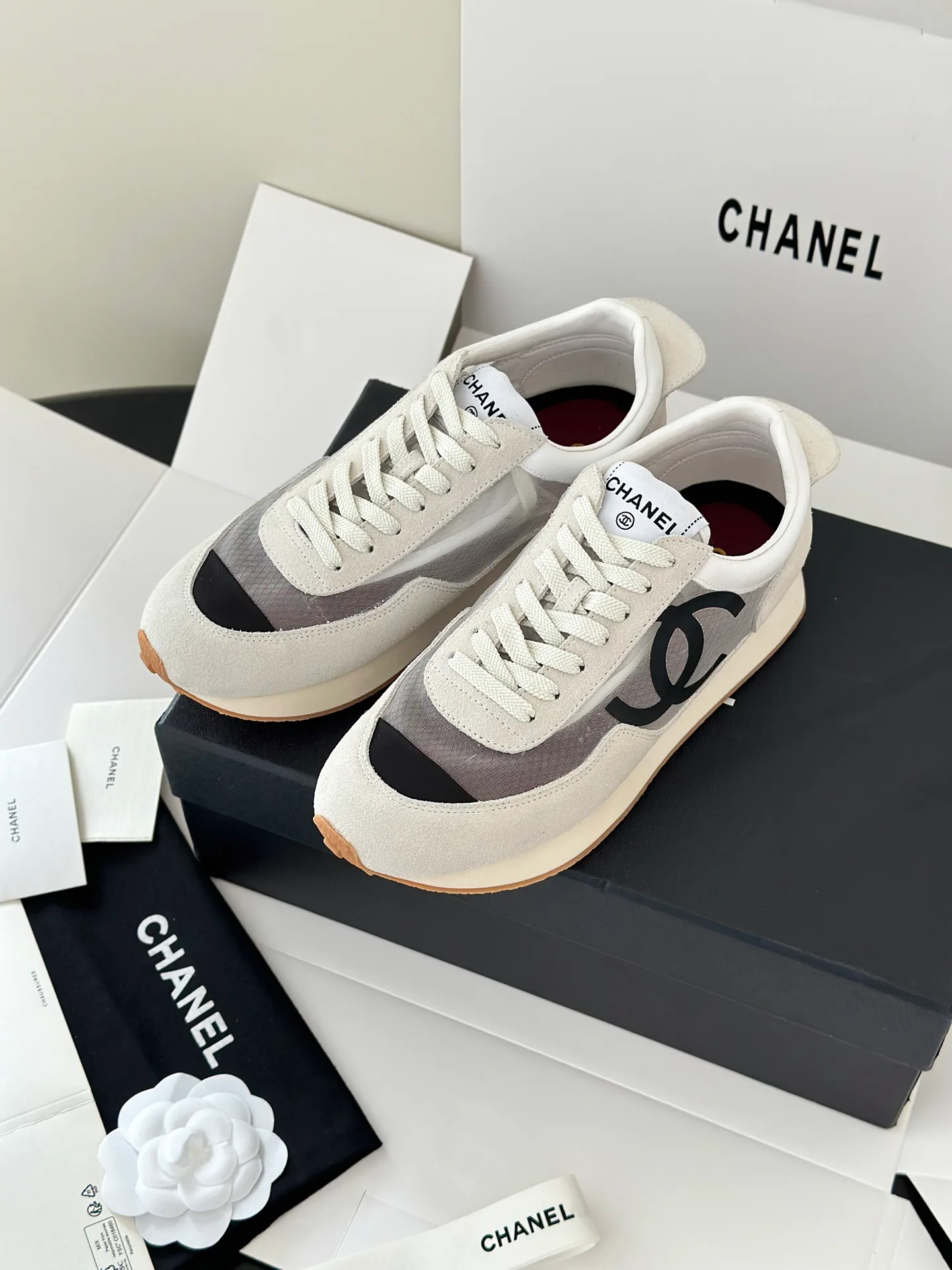 Кроссовки Женские Chanel 11616737