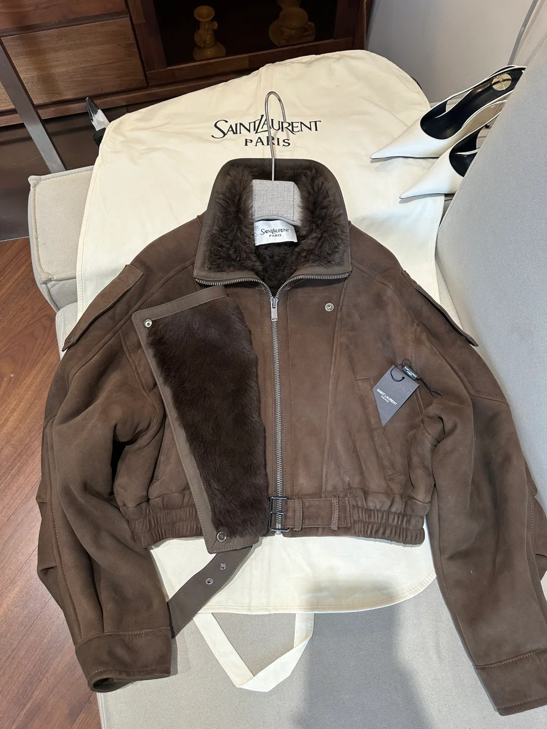 Кожаные Куртки И Дублёнки Женские Saint Laurent 18040652