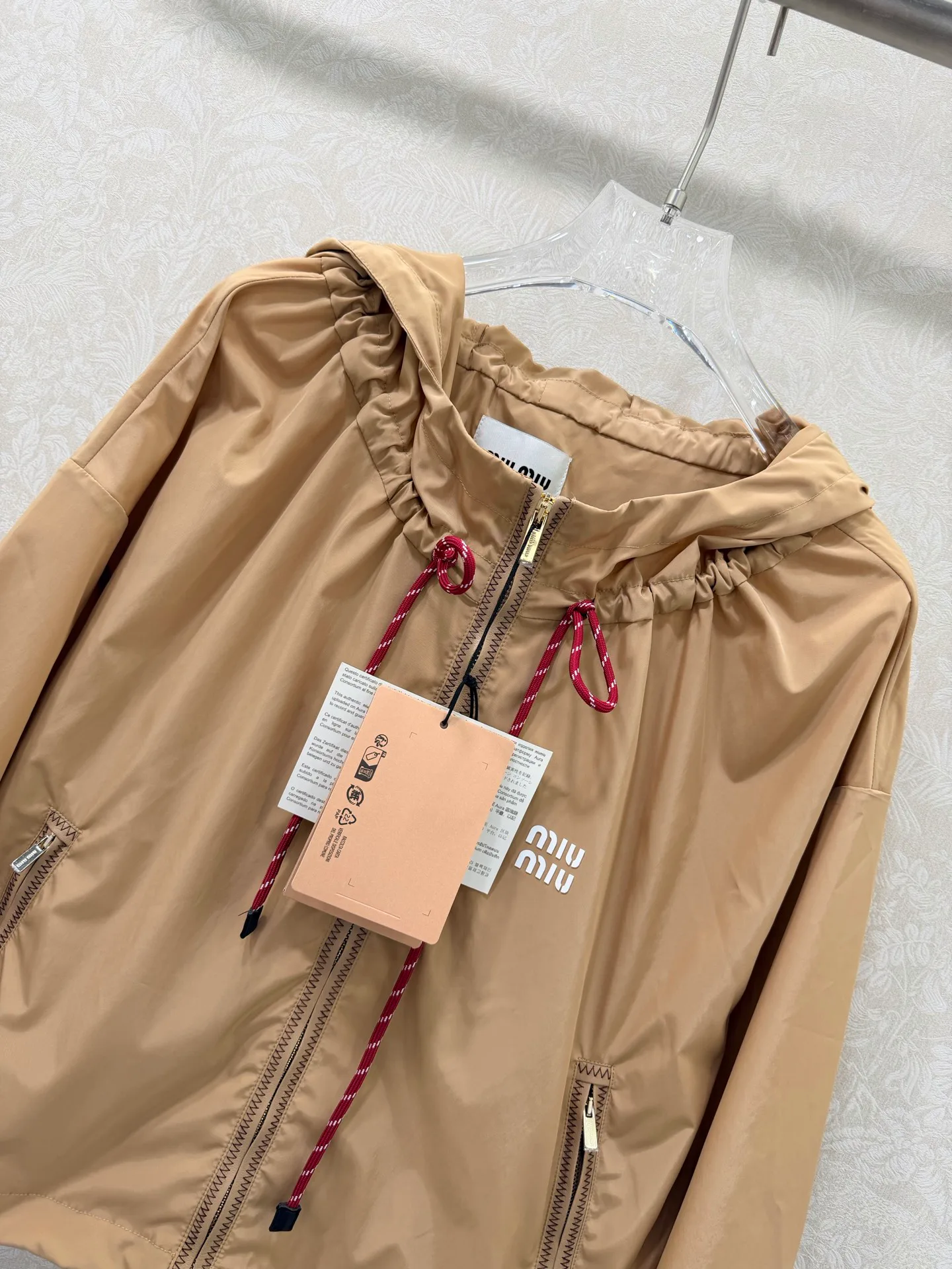 Куртки И Пуховики Женские Miu Miu 10088740