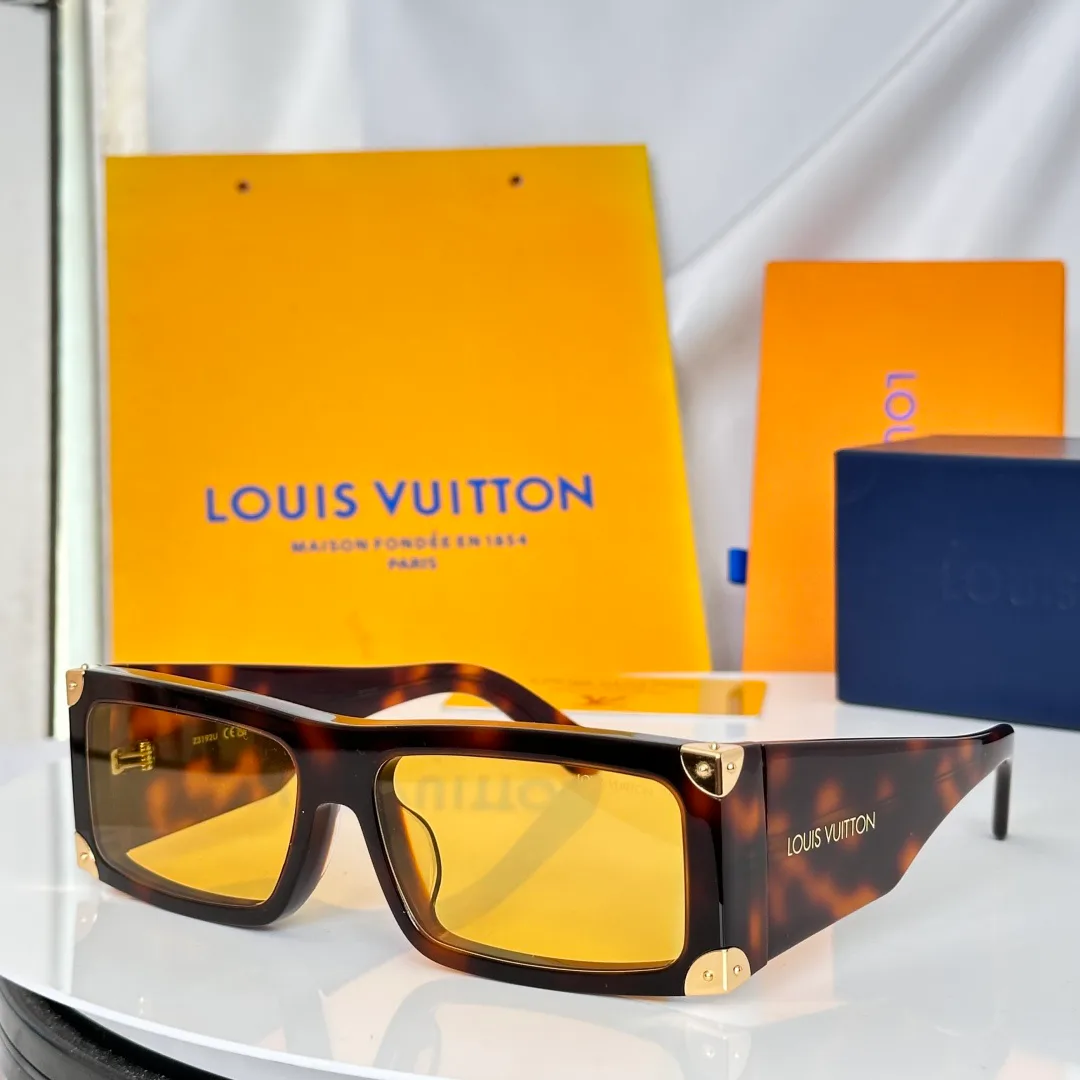 Очки Louis Vuitton 17546246