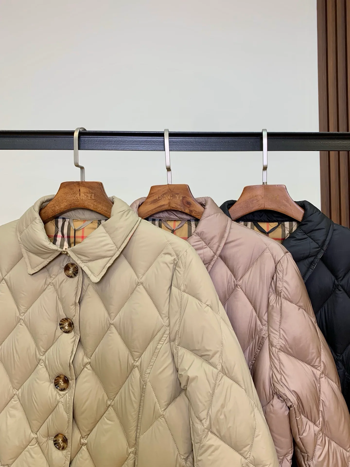 Куртки И Пуховики Женские Burberry 1895946