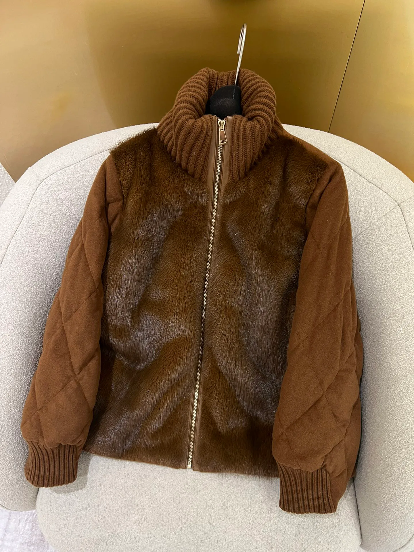 Куртки И Пуховики Женские Loro Piana 19779145