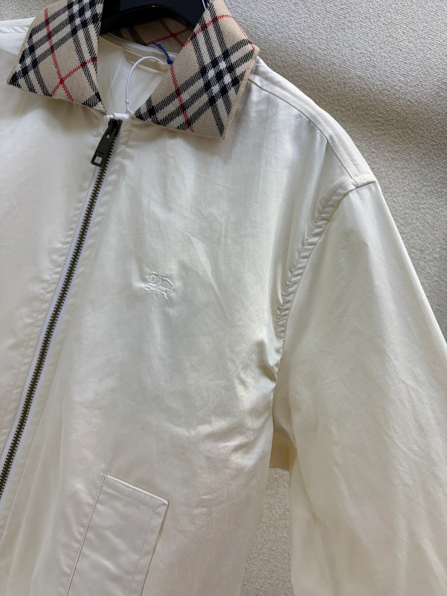 Куртки И Пуховики Женские Burberry 18722109