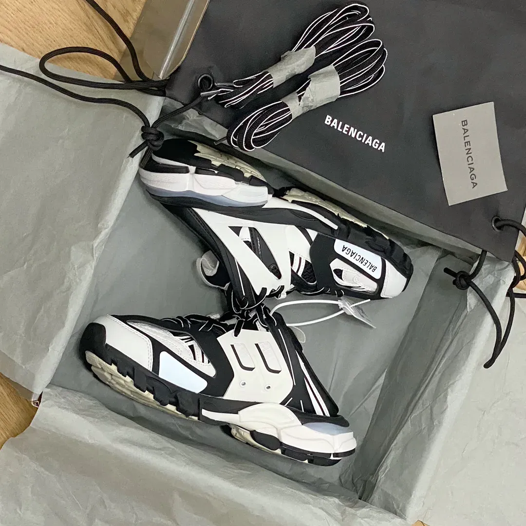 Кроссовки Женские Balenciaga 4439955