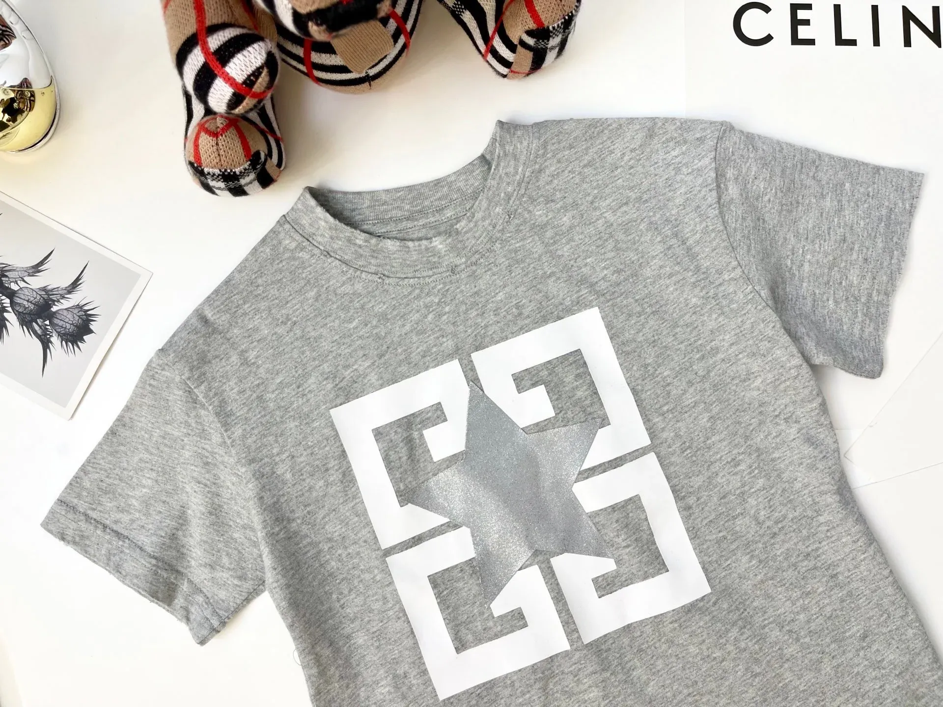 Футболки Женские Givenchy 28664