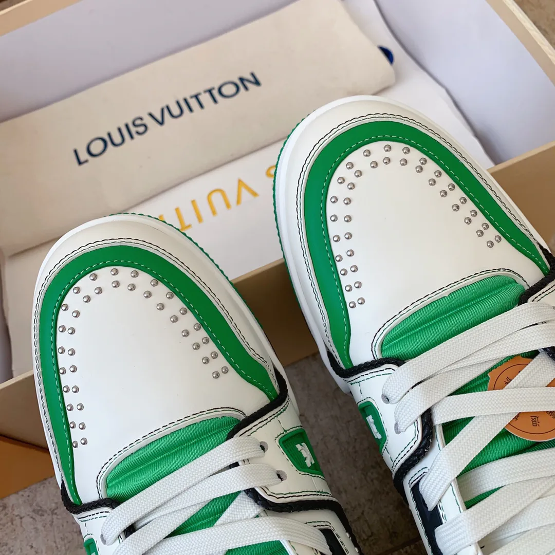 Кроссовки Женские Louis Vuitton 10234422