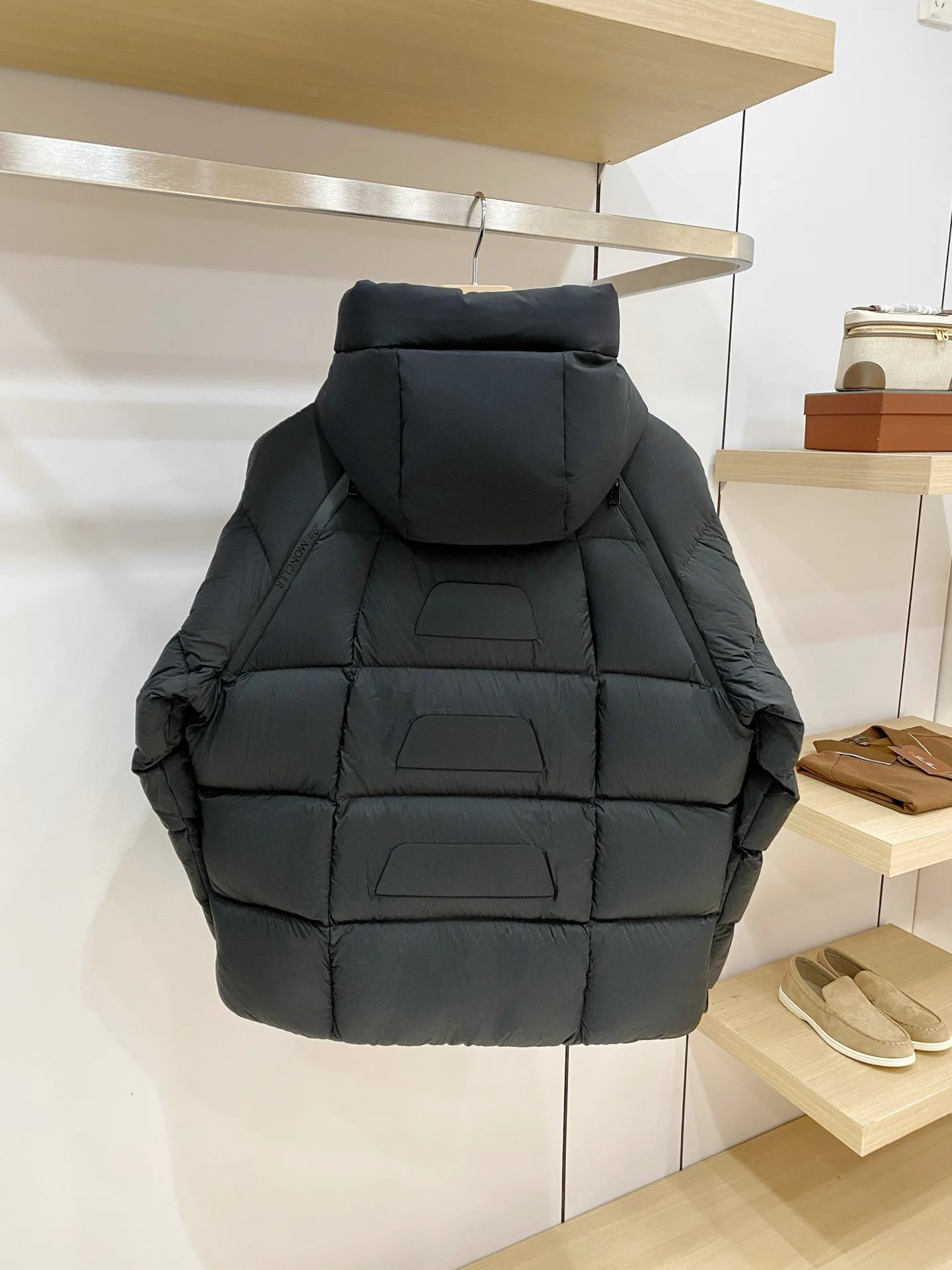 Куртки И Пуховики Женские Moncler 18284763