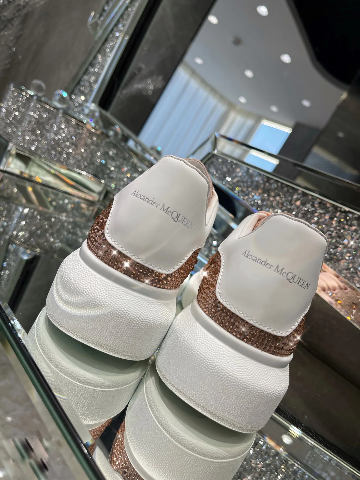 Кроссовки Женские Alexander Mcqueen 3446195