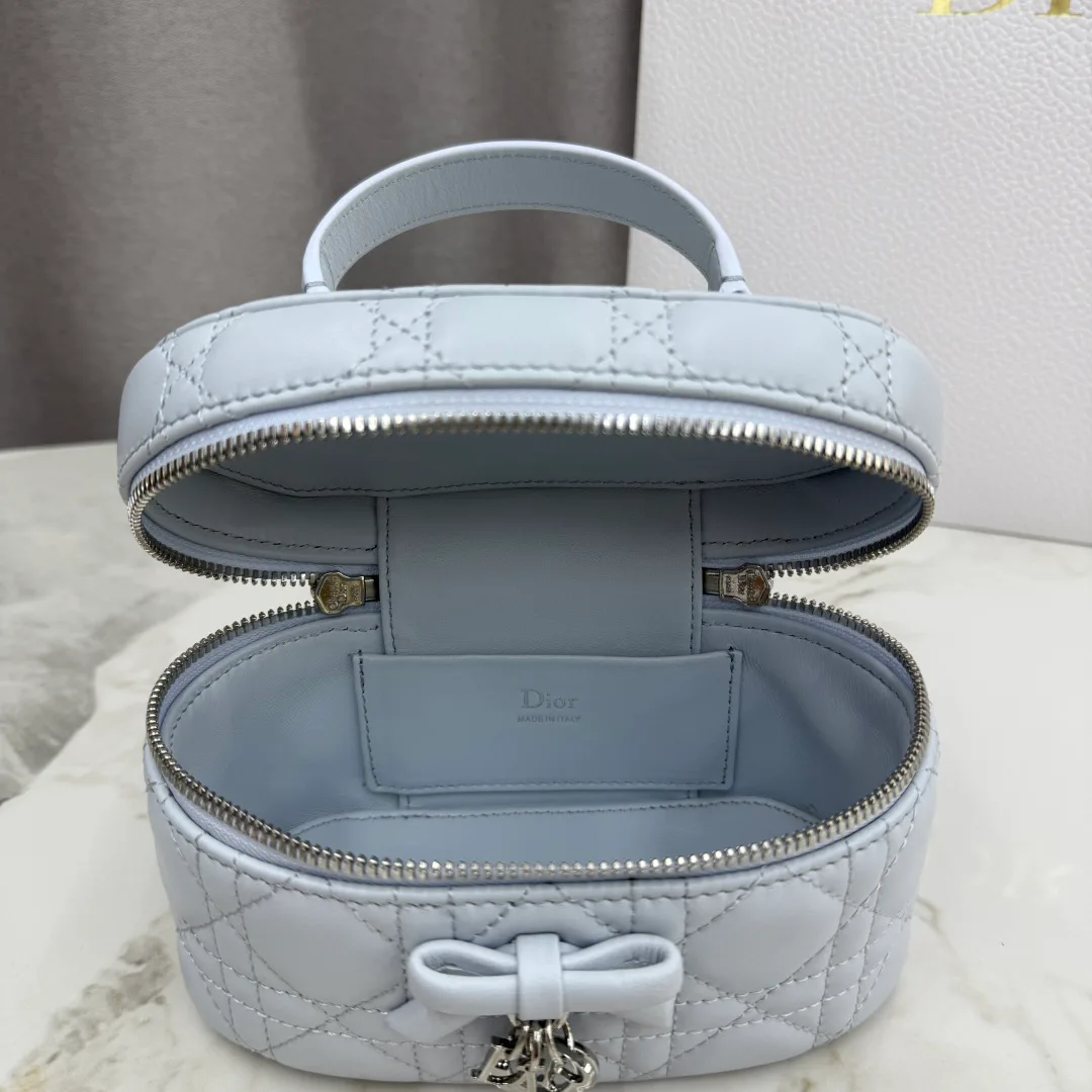 Классические Сумки Женские Christian Dior 11905725