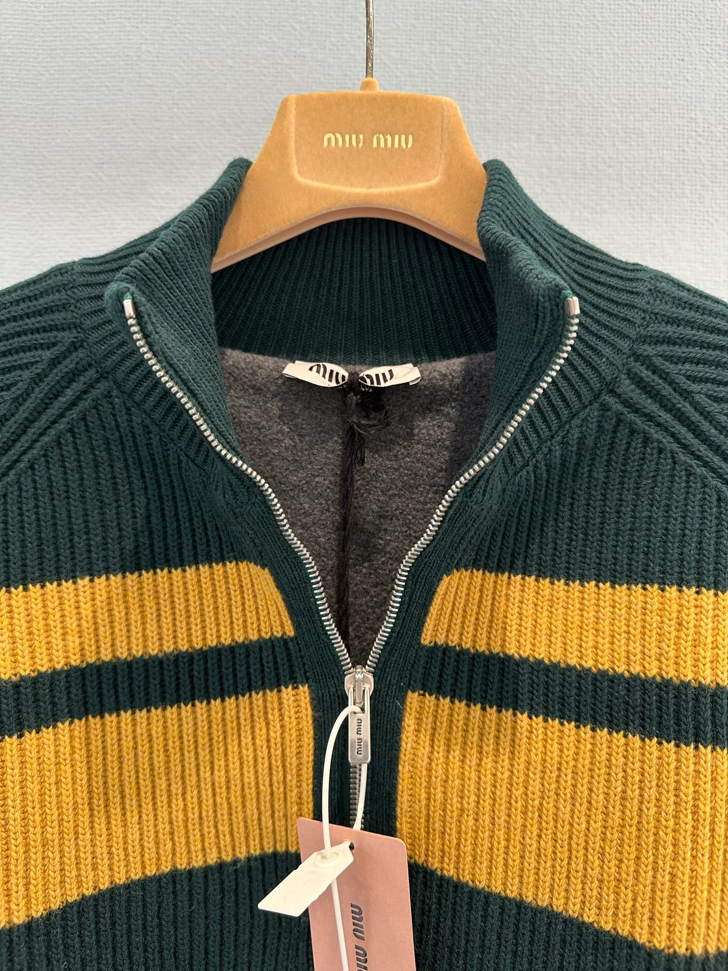 Куртки И Пуховики Женские Miu Miu 18963220