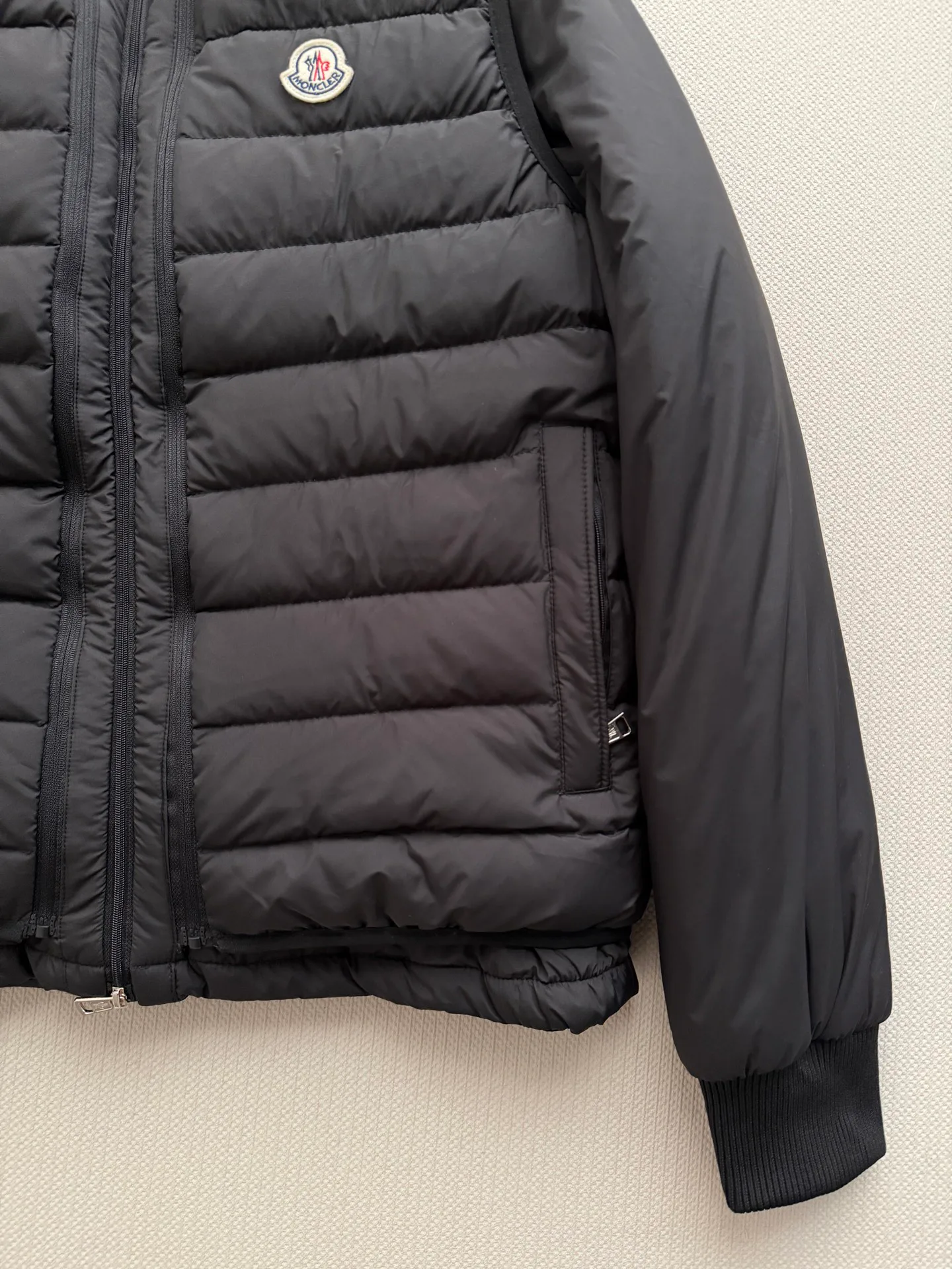 Куртки И Пуховики Женские Moncler 19014059